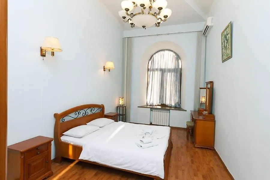 Be My Guest - Apartments For Trips Kiev
