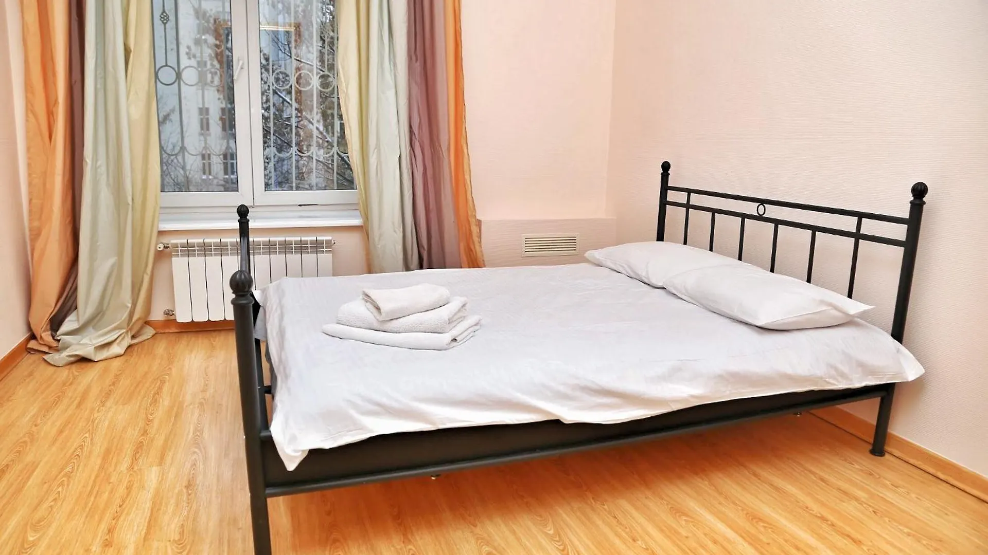 Be My Guest - Apartments For Trips Kiev Ucrania