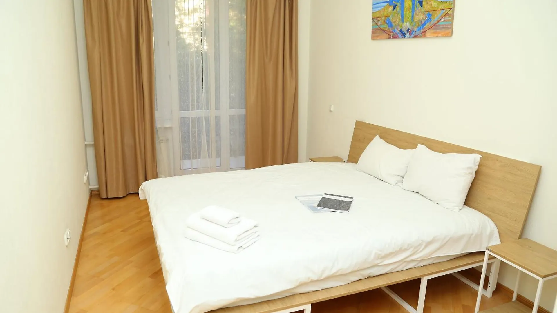 Be My Guest - Apartments For Trips Kiev