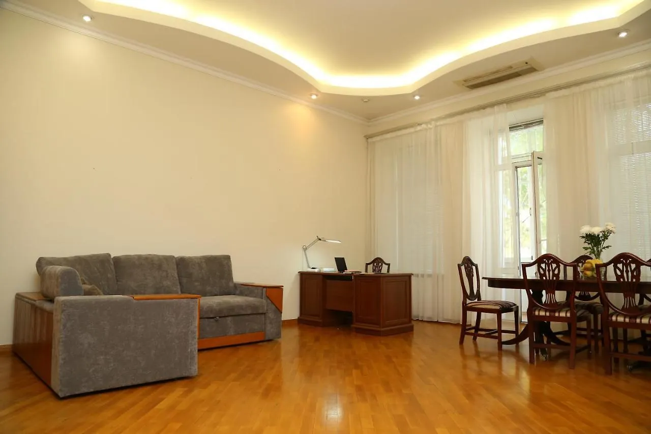 Be My Guest - Apartments For Trips Kiev 0*,